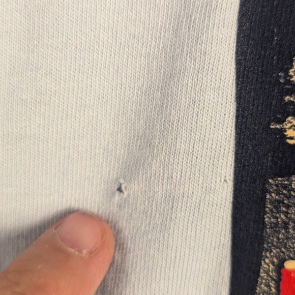 Las Vegas XL t-shirt in baby blue (small hole) - Picture 3 of 6